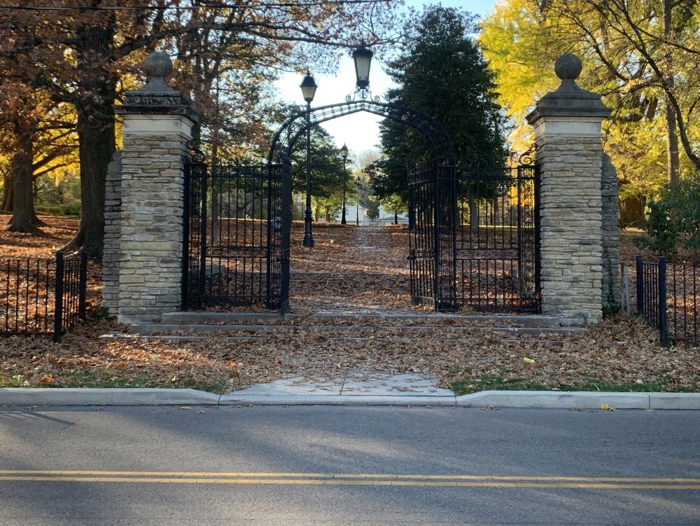 Fleischmann Gardens Entrance, Fall 2023