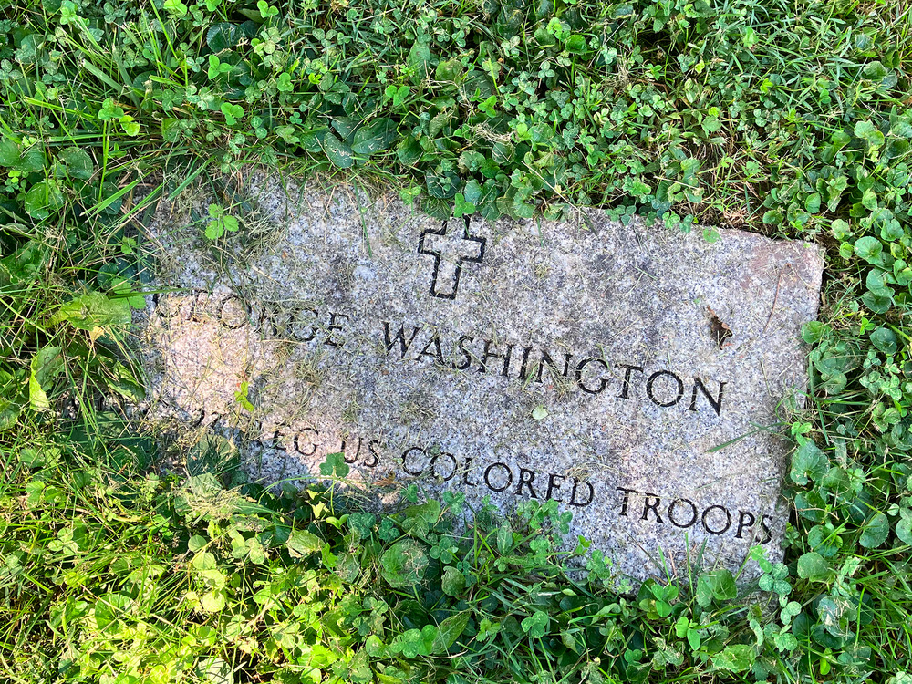 tombstone of George Washington